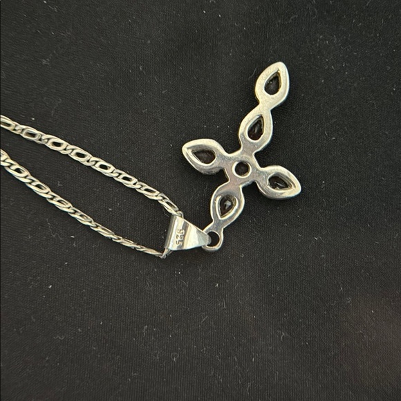 19” Elegant Sterling Silver Necklace Chain with Red Garnet Stones in SS Cross - Picture 5 of 7